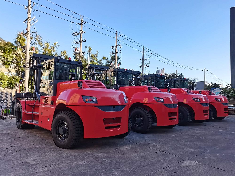 20 Ton Diesel Forklift001 20 Ton Diesel Forklift001